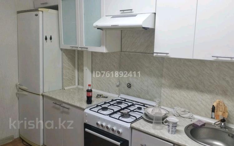 3-бөлмелі пәтер · 60 м² · 2/5 қабат, Абая 4, бағасы: 17 млн ₸ в Хромтау — фото 8