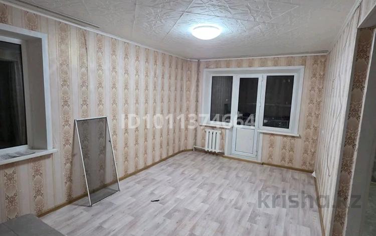 1-комнатная квартира · 31.6 м² · 3/5 этаж, Майкудук, Майкудук, 13й микрорайон 33 за 7.6 млн ₸ в Караганде, Алихана Бокейханова р-н — фото 2