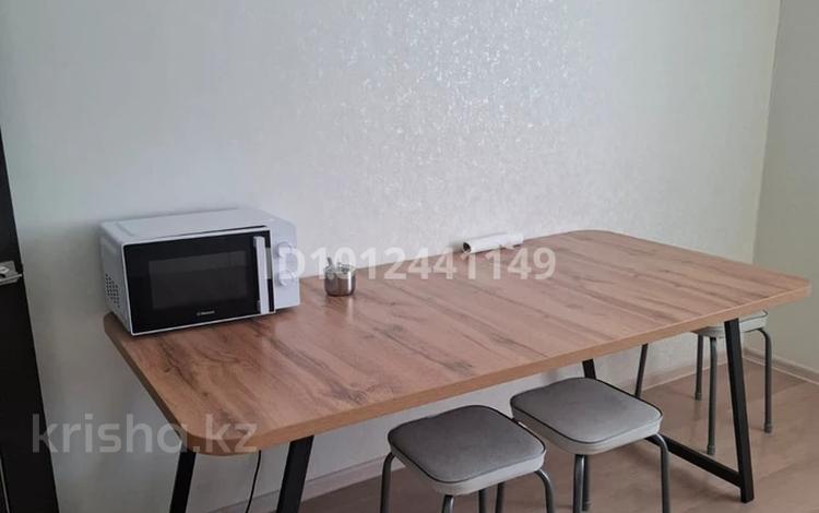 2-бөлмелі пәтер · 65 м² · 5/9 қабат, 10, бағасы: 160 000 ₸ в Аксае — фото 3