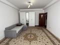 1-бөлмелі пәтер · 44.5 м² · 4/5 қабат, 17-й мкр 75, бағасы: 100 000 ₸ в Актау