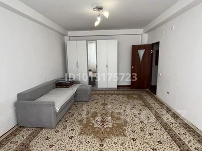 1-бөлмелі пәтер · 44.5 м² · 4/5 қабат, 17-й мкр 75, бағасы: 100 000 ₸ в Актау