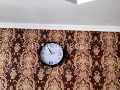 2-комнатная квартира · 54 м², Майкудук, Майкудук, мкр Восток-3 — Школа 8,лет сад новая мечеть торговый дом Ануар.поликлиника,остановк за 17 млн 〒 в Караганде, Алихана Бокейханова р-н