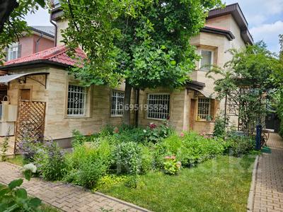 Отдельный дом · 7 комнат · 200 м² · 9 сот., Алгыс — Оспанова за 280 млн ₸ в Алматы, Медеуский р-н