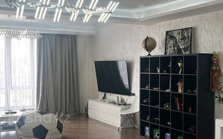 5-бөлмелі пәтер · 219 м² · 2/3 қабат, Горный Гигант ш/а., Седельникова 69 — Седельникова 69, бағасы: 1.8 млн ₸ в Алматы, Медеуский р-н — фото 2