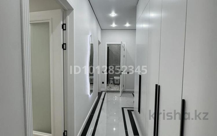2-бөлмелі пәтер · 60 м², мкр Тараз, Рыскулова 33/2, бағасы: 400 000 ₸ в Шымкенте, Аль-Фарабийский р-н — фото 2