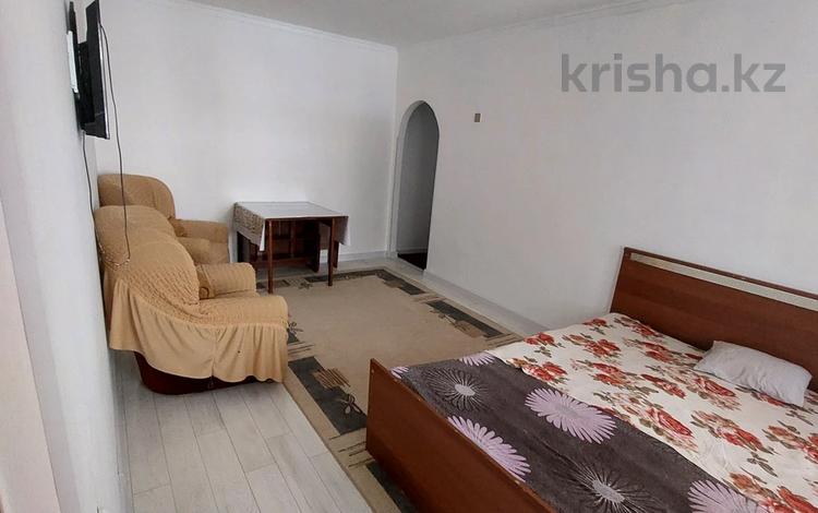 2-бөлмелі пәтер · 55 м² · 1/5 қабат, Авангард 4 мкр-н 13, бағасы: 160 000 ₸ в Атырау — фото 2