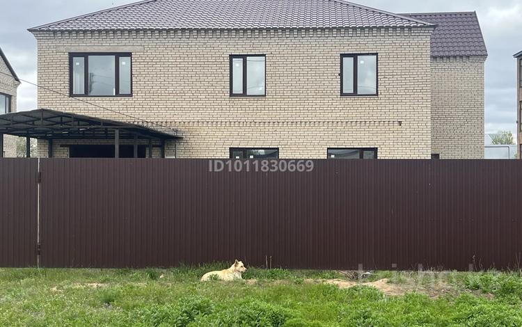 Отдельный дом · 7 комнат · 284 м² · 15.5 сот., Ильяса Есенберлина 29 за 78 млн ₸ в Уральске — фото 6