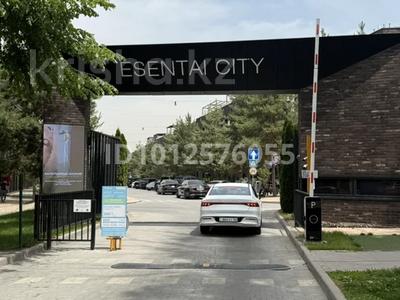 3-комнатная квартира · 100.8 м² · 1/3 этаж, Аль- Фараби 116 за 126 млн ₸ в Алматы, Медеуский р-н