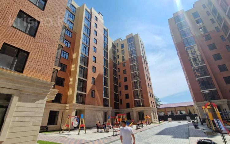 2-комнатная квартира, 67.7 м², 4/10 этаж, Луначарского 6/1