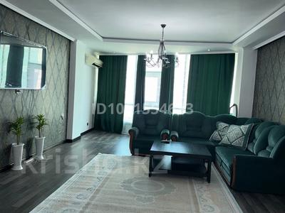 4-комнатная квартира · 170 м² · 6/25 этаж, мкр 11 112б за 25 000 〒 в Актобе