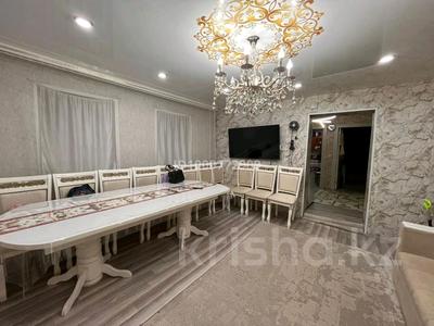 Отдельный дом · 2 комнаты · 80 м² · 10 сот., Ауелбекова за 25 млн 〒 в Щучинске