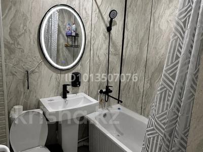 1-комнатная квартира · 44 м² · 2/5 этаж, 8-й микрорайон 58 — Гостиница Шымкент за 12 000 ₸ в Туран р-н