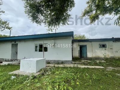 Жеке үй · 4 бөлме · 100 м² · 24 жүзд., Село Каракудык, улица Новая 17 17 — Село находиться в 8-9км от Маржанбулака, бағасы: 6.5 млн ₸ в Актобе