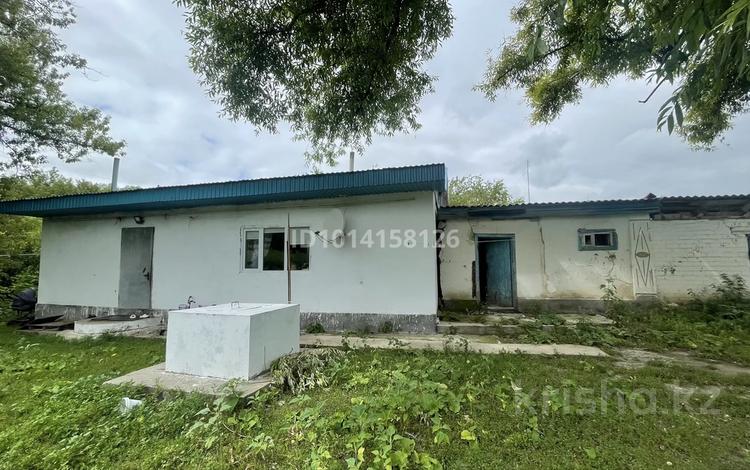Жеке үй · 4 бөлме · 100 м² · 24 жүзд., Село Каракудык, улица Новая 17 17 — Село находиться в 8-9км от Маржанбулака, бағасы: 6.5 млн ₸ в Актобе — фото 2