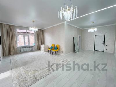 Отдельный дом · 5 комнат · 208 м² · 10 сот., Жулдыз 5 за 43.5 млн 〒 в Талдыкоргане