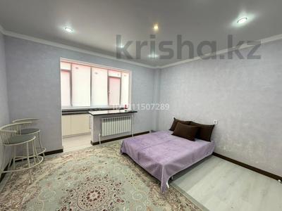 1-комнатная квартира · 41 м² · 3/5 этаж, Ескалиева 149 — Район Кирова за 10 000 ₸ в Уральске