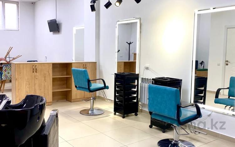 Сұлулық салондары · 72 м², бағасы: 250 000 ₸ в Актау, 16-й мкр  — фото 12