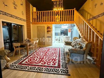 Дом · 3 комнаты · 80 м², Ауезова 2/9 — Речки за 300 000 ₸ в 