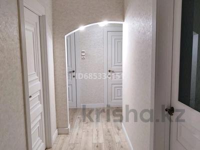 Пәтерлер в Костанайской обл.: 4-бөлмелі пәтер · 95.2 м² · 4/6 қабат, 7 микрорайон 12, бағасы: 34.7 млн 〒 4-бөлмелі пәтер · 95.2 м² · 4/6 қабат, 7 микрорайон 12, бағасы: 34.7 млн 〒 в Костанае