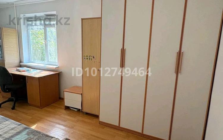 2-комнатная квартира · 46 м² · 2/4 этаж, мкр №6 9 — Абая Саина за 29 млн ₸ в Алматы, Ауэзовский р-н — фото 2