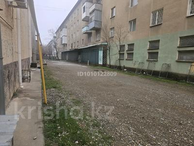 Свободное назначение, офисы, склады, фитнес и спорт, кабинеты и рабочие места, студии · 750 м² за 500 000 〒 в Таразе