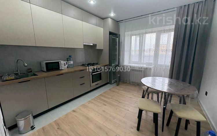 1-бөлмелі пәтер · 46 м² · 4/9 қабат, Алтын орда ш/а., бағасы: 200 000 ₸ в Актобе, мкр. Алтын орда — фото 2