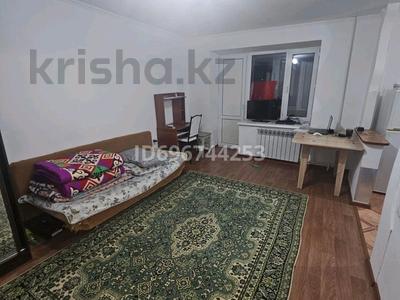1-бөлмелі пәтер · 30 м² · 2/5 қабат, мкр 8 72/1 — Гришина, бағасы: 100 000 ₸ в Актобе