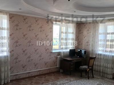 4 комнаты · 300 м² · 2/2 этаж, мкр Кунгей 415 за 100 000 ₸ в Караганде, Казыбек би р-н