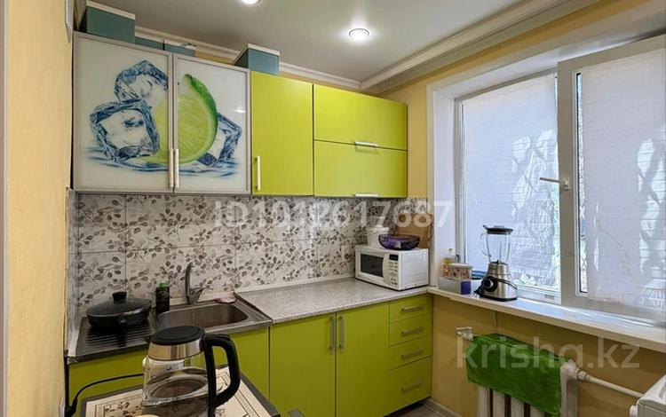 2-комнатная квартира · 44 м² · 1/4 этаж, Момышулы 19/2 за 7.5 млн 〒 в Темиртау — фото 2