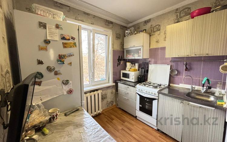 1-комнатная квартира · 33 м² · 2/4 этаж, мкр Коктем-3 за 29.5 млн ₸ в Алматы, Бостандыкский р-н — фото 8