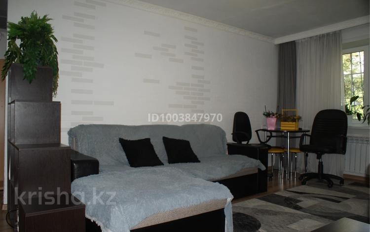 3-комнатная квартира · 60 м² · 1/3 этаж, мкр Алтай-1 7 за 33 млн 〒 в Алматы, Турксибский р-н — фото 2