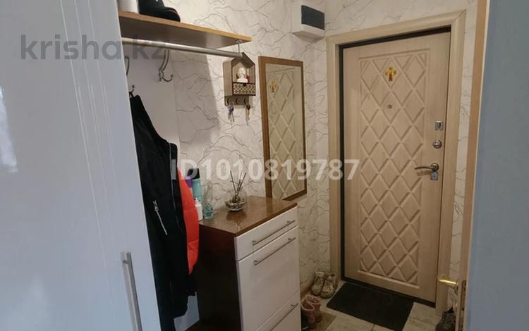 3-комнатная квартира · 58 м² · 2/5 этаж, мкр Новый Город, Ерубаева 47а — ТД "Абзал" за 27 млн ₸ в Караганде, Казыбек би р-н — фото 2