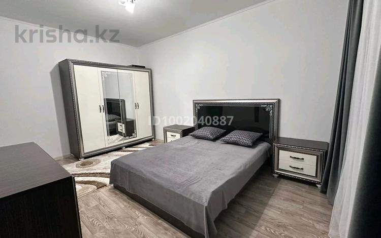 3-бөлмелі пәтер · 110 м² · 3/9 қабат, мкр. Алтын орда 1г к3, бағасы: 25 000 〒 в Актобе — фото 2