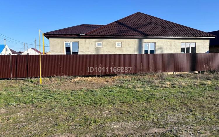Отдельный дом · 5 комнат · 170 м² · 7.5 сот., 13 мкр за 23.5 млн 〒 в Аксае — фото 2