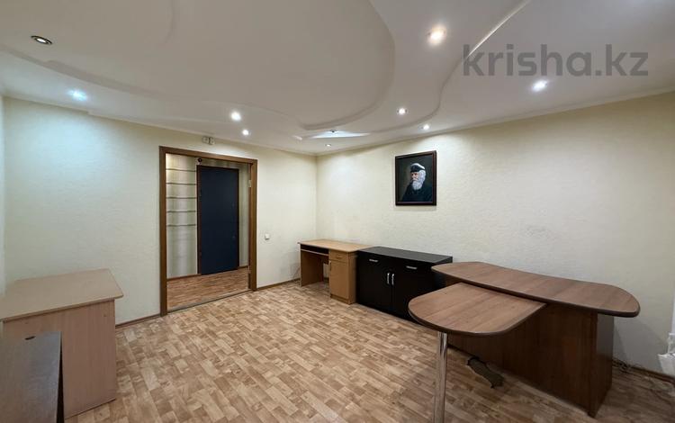3-бөлмелі пәтер · 70 м² · 1/9 қабат, Баймагамбетова 189, бағасы: 29 млн ₸ в Костанае — фото 2