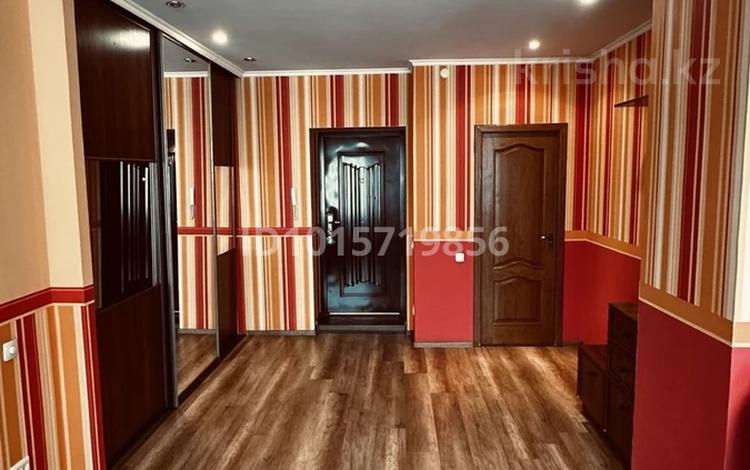 3-комнатная квартира · 81.6 м² · 3/4 этаж, Независимости 2 за 23 млн ₸ в Риддере — фото 2