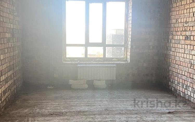 1-комнатная квартира, 40.8 м², 5/5 этаж, кошкарбаева за 10.2 млн 〒 в Кокшетау — фото 2