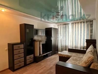 2-комнатная квартира, 46 м², 2/3 этаж, ул. Орлова за 10.9 млн 〒 в Караганде, Казыбек би р-н