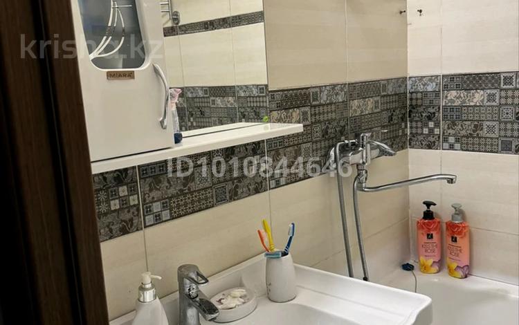 3-комнатная квартира · 68 м² · 1/5 этаж, мкр Тастак-2 33 за 45 млн ₸ в Алматы, Алмалинский р-н — фото 2