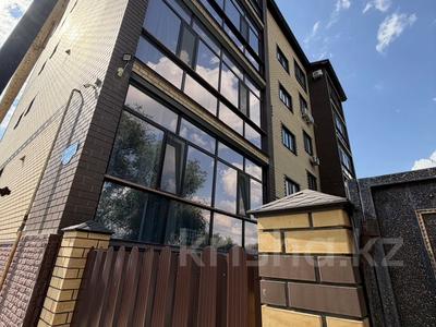 3-комнатная квартира · 140 м² · 5/5 этаж, Толстого 143 за 60 млн ₸ в Уральске