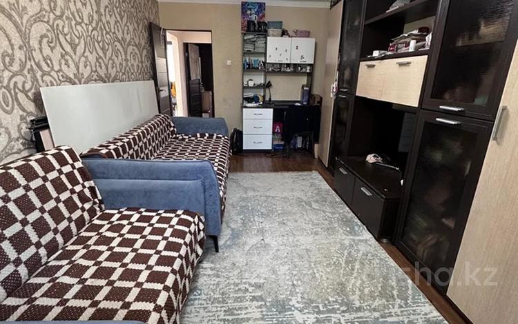 2-комнатная квартира · 51 м² · 4/5 этаж, мкр Аксай-4 71 за 40 млн ₸ в Алматы, Ауэзовский р-н — фото 2