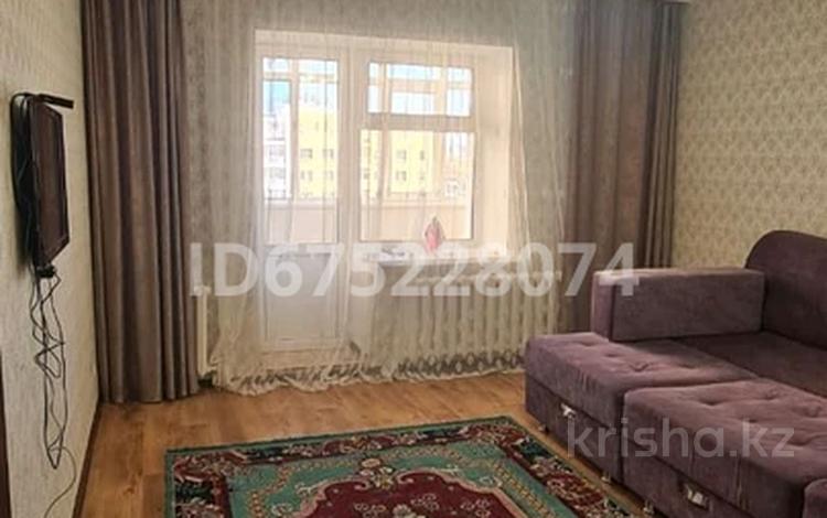1-комнатная квартира · 45 м², Туркестан 11/2 за 3 500 ₸ в Астане, Есильский р-н — фото 2