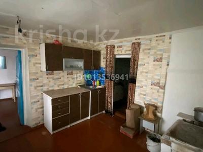 Жеке үй · 4 бөлме · 56 м² · 21 жүзд., Школьная, бағасы: 4.5 млн ₸ в Каменке