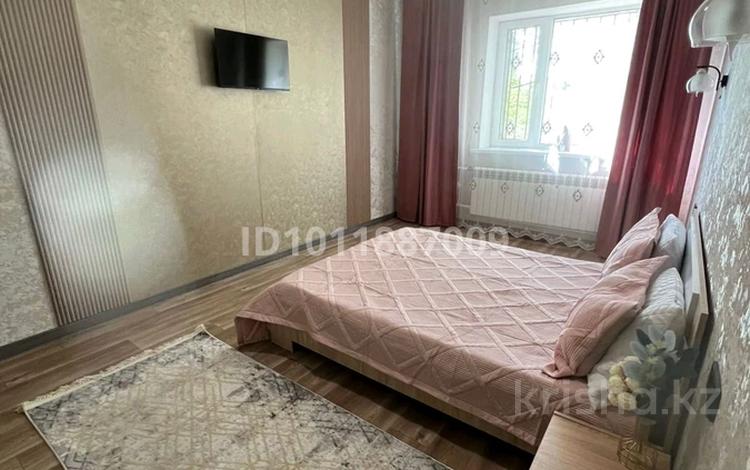 1-бөлмелі пәтер · 45 м² · 1/9 қабат, 11 мкр 37а, бағасы: 12 000 ₸ в Актобе — фото 2