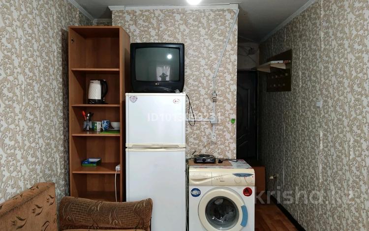 1-комнатная квартира · 15 м² · 3/4 этаж, мкр №7 1 — Абая Алтынсарина за 7 000 ₸ в Алматы, Ауэзовский р-н — фото 2