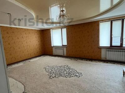 Жеке үй · 4 бөлме · 160 м² · 10 жүзд., Акжар 2, бағасы: 26 млн ₸ в Актобе, жилой массив Акжар-2