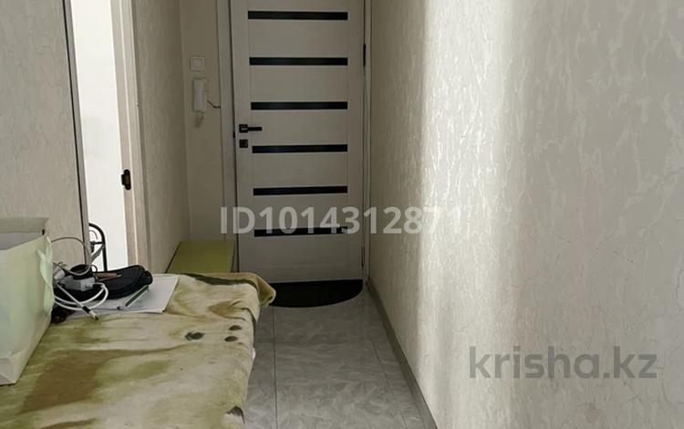 3-бөлмелі пәтер · 60 м² · 5/5 қабат, Кабанбай батыра 9Б, бағасы: 21 млн ₸ в Шымкенте, Аль-Фарабийский р-н — фото 2