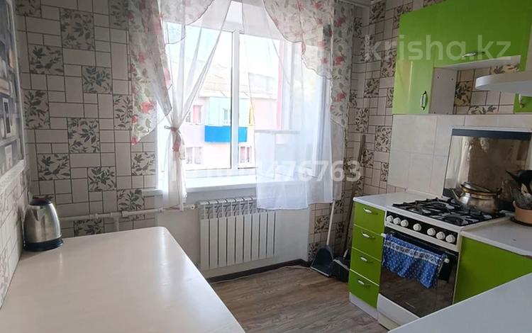 3-бөлмелі пәтер · 80 м² · 4/4 қабат, Гагарина 18, бағасы: 9 000 ₸ в Текели — фото 2