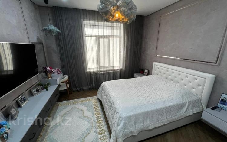3-бөлмелі пәтер · 97.3 м² · 1/5 қабат, 45А квартал 5, бағасы: 77 млн ₸ в Костанае — фото 17