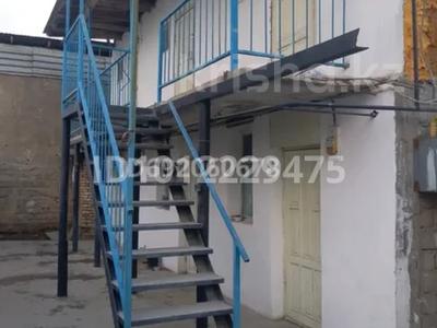 2 бөлме · 12 м², 1-я Зелёная балка 57 — Кабанбай батыр, бағасы: 70 000 ₸ в Шымкенте, Аль-Фарабийский р-н